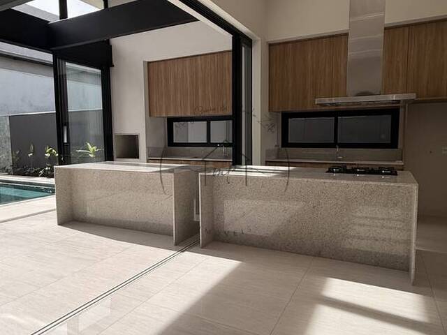 #348 - Casa para Venda em São Paulo - SP